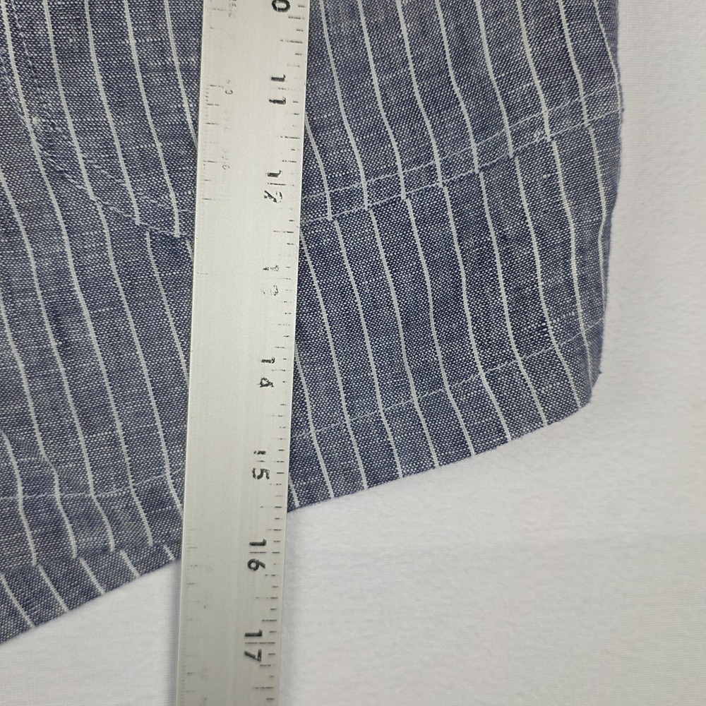 Quince Women's 100% European Linen Shorts Medium M Blue Chambray Stripe New - Picture 9 of 10